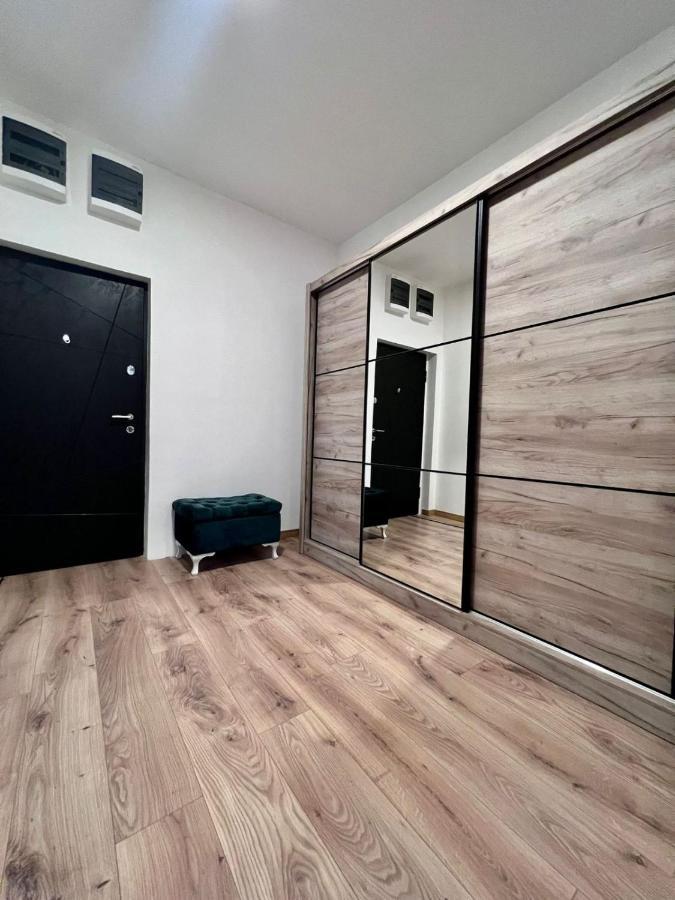 Ferienwohnung Hugo Bianca Lux Belgrad Exterior foto