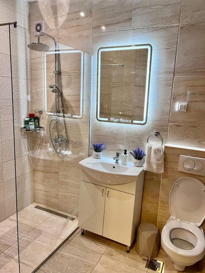 Ferienwohnung Hugo Bianca Lux Belgrad Exterior foto