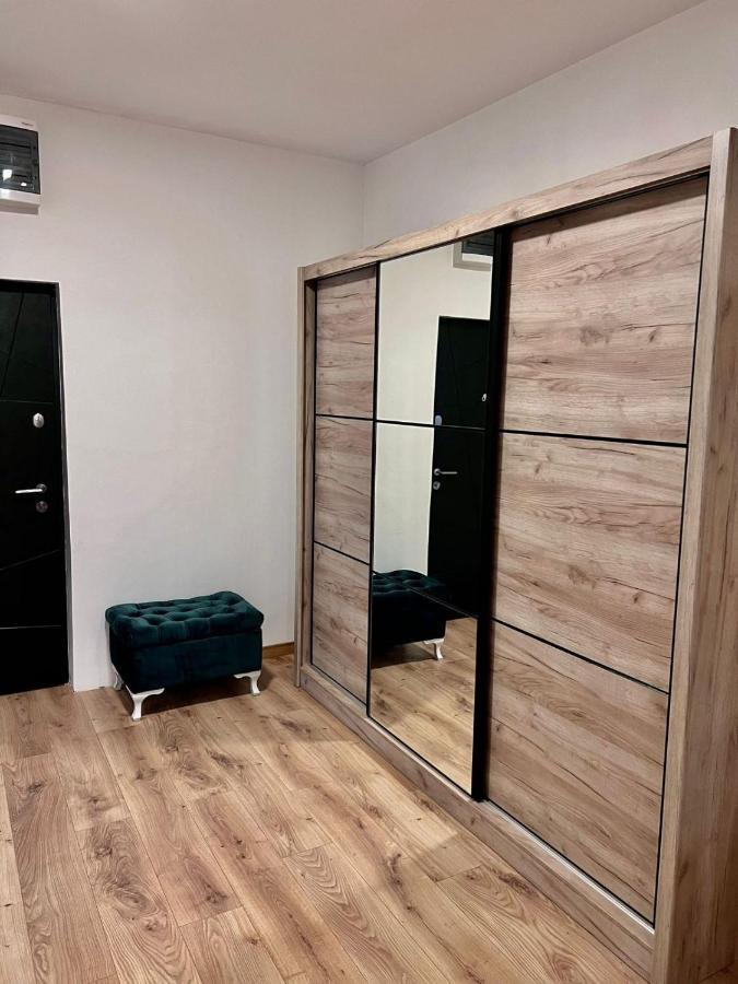 Ferienwohnung Hugo Bianca Lux Belgrad Exterior foto